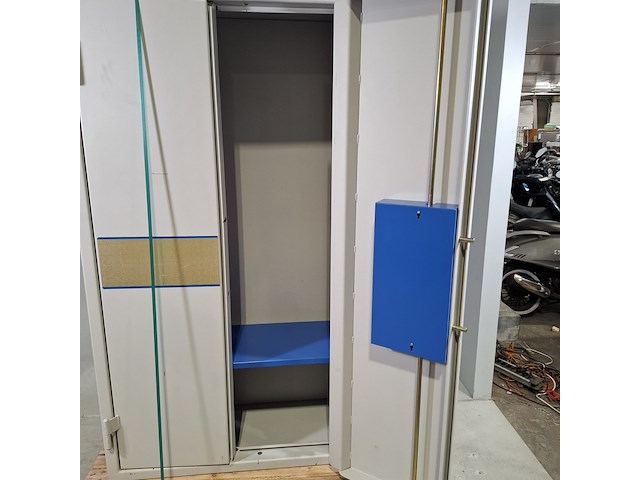 Kluis, rosengrens - afbeelding 5 van  7