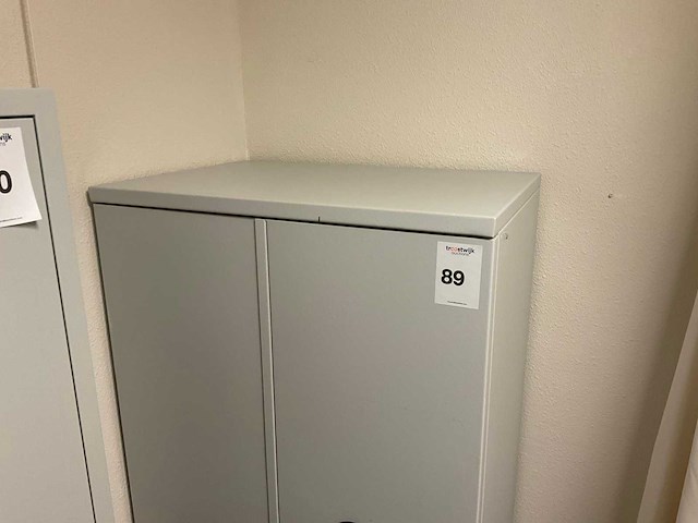 Kluis - afbeelding 2 van  3