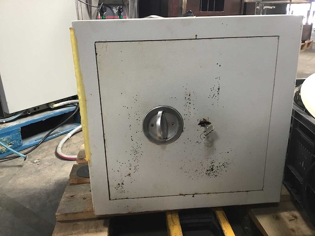 Kluis - afbeelding 1 van  2