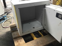 Kluis - afbeelding 2 van  2