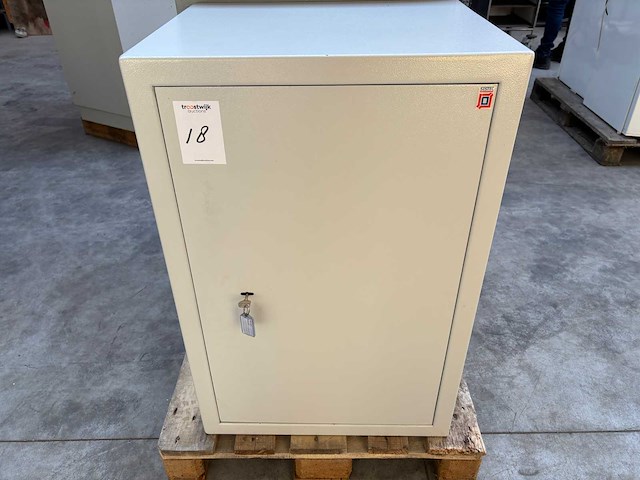 Kluis - afbeelding 3 van  5