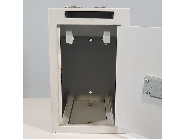 Kluisje, mb safety - afbeelding 11 van  12