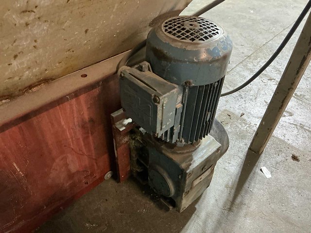 Kluitenbreker eigenbouw, silo - afbeelding 3 van  9