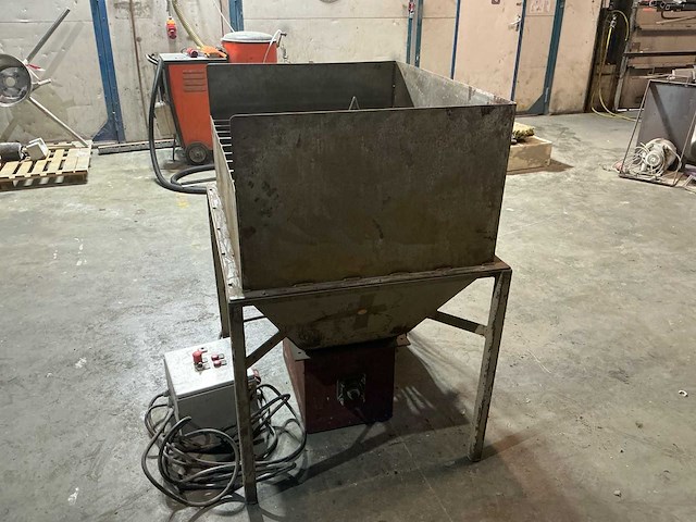 Kluitenbreker eigenbouw, silo - afbeelding 8 van  9