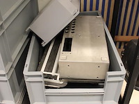 Klus en ontwikkelings producten in 12 kunststof kratten w.o. kabels, collectoren, kabelgoot en bevestigings... - afbeelding 5 van  5