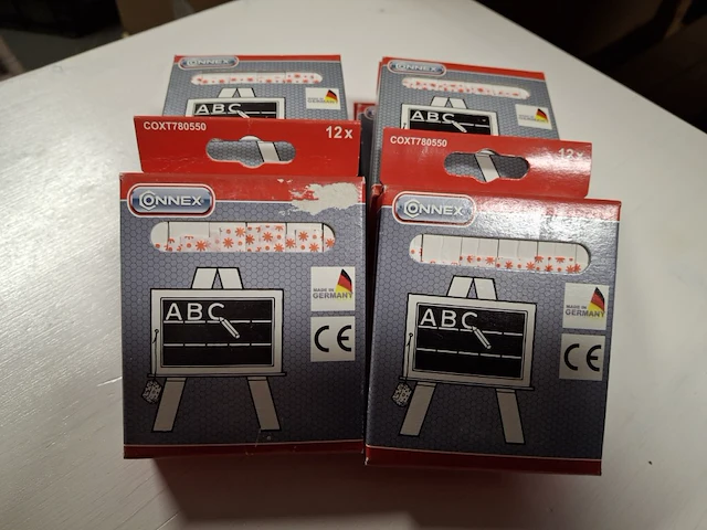Klus / schoolbord krijt wit 6 pakjes a 12 stuks - afbeelding 1 van  3