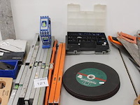 Klusproducten w.o. waterpassen, doorslijpschijven en rij. - afbeelding 2 van  3