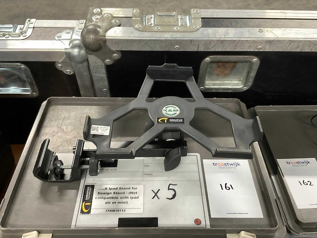 K&m ipad statief (5x) - afbeelding 1 van  3