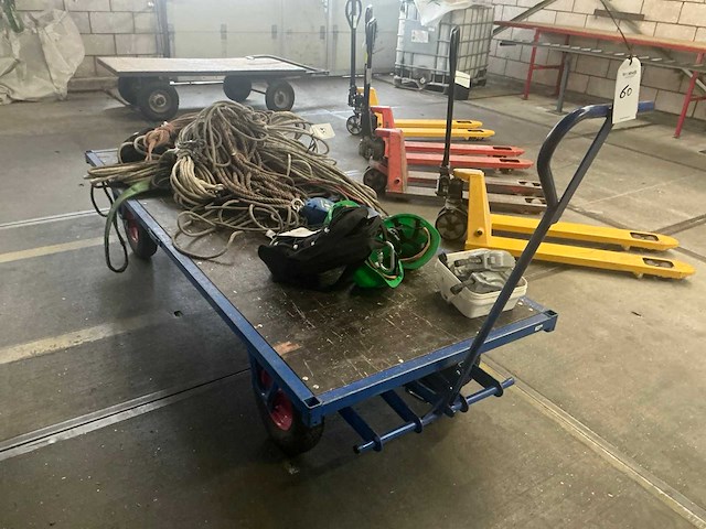 Km trekschamelwagen - afbeelding 2 van  2