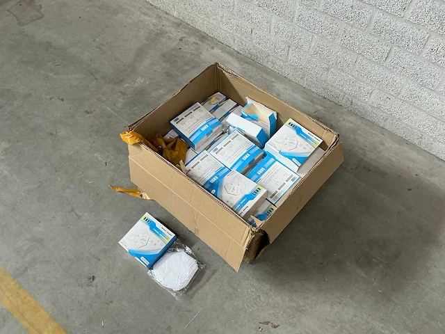 Kn-95 - mondkapjes (250x) - afbeelding 1 van  7