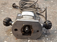 Knabbelschaar met bovenfrees bosch en elu - afbeelding 3 van  11