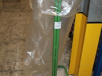 Knapzakhouder. - afbeelding 2 van  2