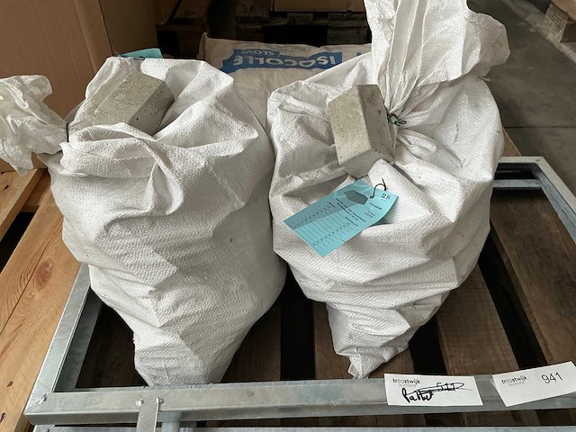 Knauf isocole en hunebed 1070 diverse bouwmateriaal - afbeelding 8 van  8