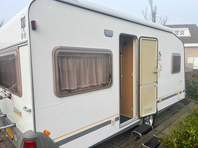 Knaus - 450 ha lf caravan - afbeelding 1 van  27