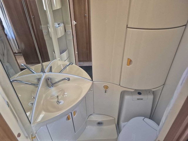 Knaus 750 eurostar caravan - afbeelding 10 van  20
