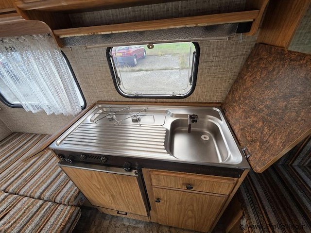 Knaus südwind 8101 | caravan met voortent - afbeelding 6 van  20