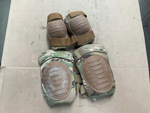 Knee and elbow pad set (2x) - afbeelding 1 van  2