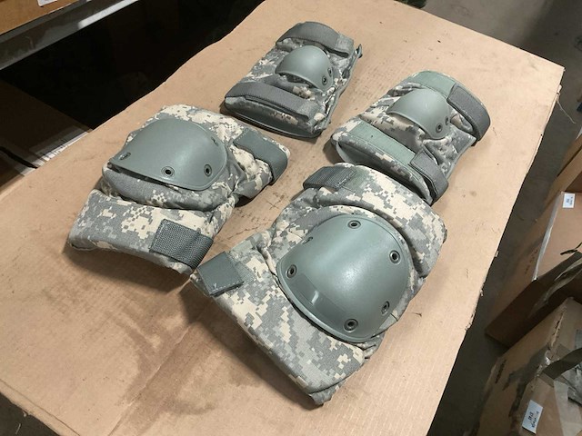 Knee elbow set (2x) - afbeelding 1 van  4