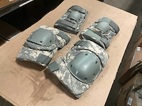 Knee elbow set (2x) - afbeelding 1 van  4