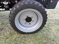 Knegt - 2022 - 304g2 - vierwielaangedreven landbouwtractor - afbeelding 8 van  9