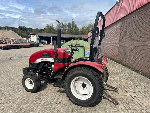 Knegt df254 compacttractor 25 pk - 459 uur - afbeelding 3 van  10