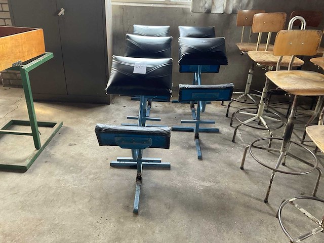 Kniestoel (5x) - afbeelding 2 van  4