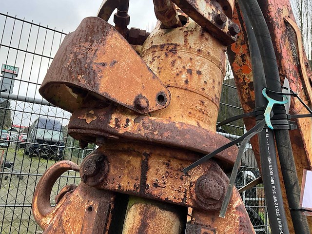 Knijpbak met verleng-giek - afbeelding 9 van  10