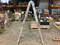 Knik ladder - afbeelding 4 van  5