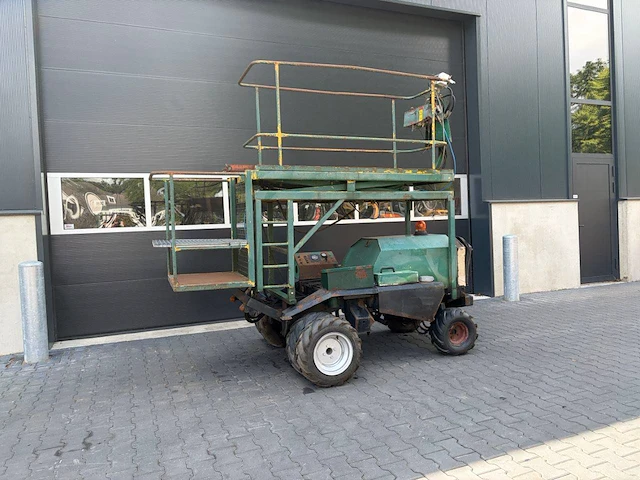 Knikarmhoogwerker damcon h sp300 diesel 1984 - afbeelding 1 van  1