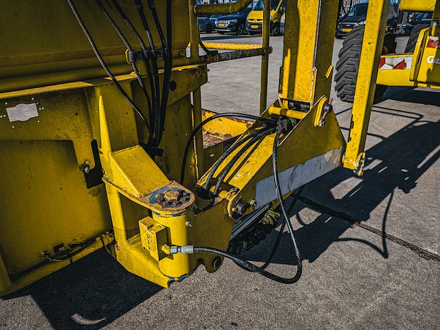 Knikarmhoogwerker, genie, z-60/34, 2003 - afbeelding 24 van  31