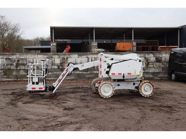 Knikarmhoogwerker jlg 340aj diesel 12.3m 2012 - afbeelding 1 van  1