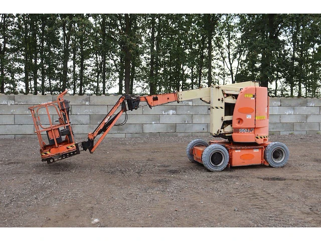 Knikarmhoogwerker jlg e300ajp elektrisch 230kg 10m - afbeelding 1 van  1