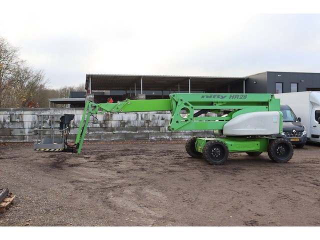 Knikarmhoogwerker nifty hr28d 4x4 diesel 28m 2015 - afbeelding 1 van  1