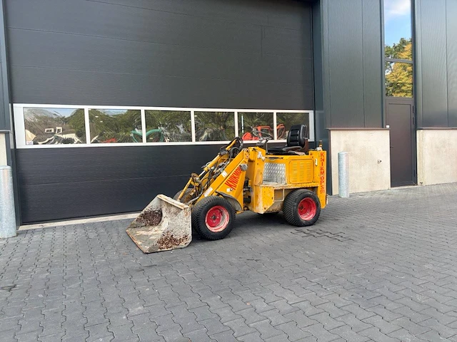 Kniklader gebr knikmops 90 diesel 19.4kw 2012 - afbeelding 1 van  1
