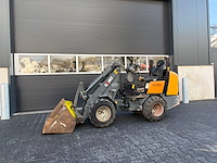 Kniklader giant d332st diesel 2011 - afbeelding 1 van  1