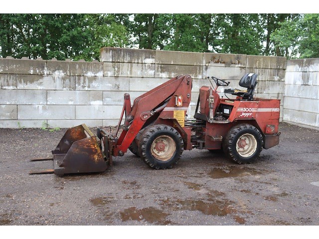 Kniklader jogger 300 diesel 22kw - afbeelding 1 van  1