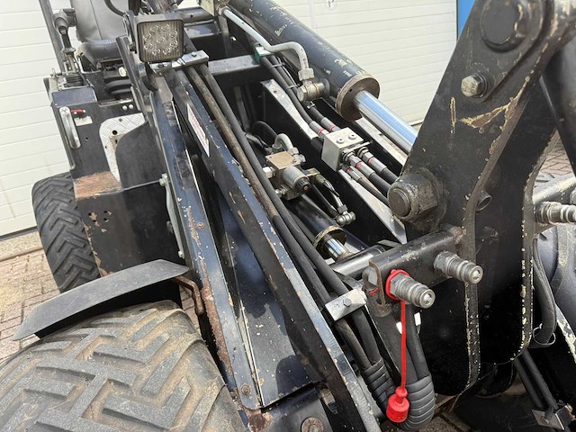 Knikmops - 180 - shovel - 2020 - afbeelding 7 van  24