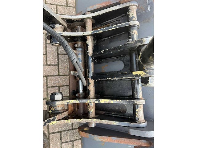 Knikmops - 180 - shovel - 2020 - afbeelding 11 van  24