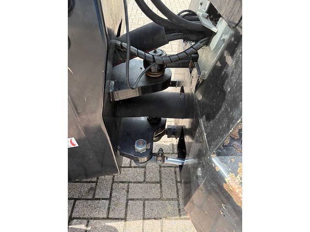 Knikmops - 180 - shovel - 2020 - afbeelding 16 van  24