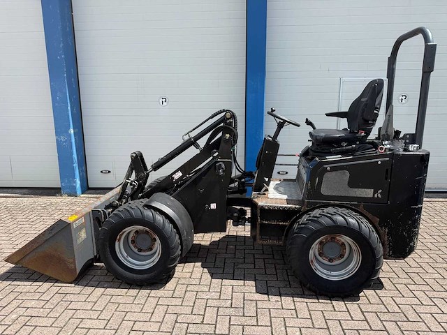 Knikmops - 180 - shovel - 2020 - afbeelding 12 van  24