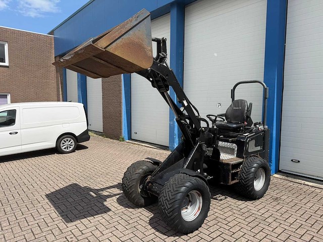 Knikmops - 180 - shovel - 2020 - afbeelding 20 van  24