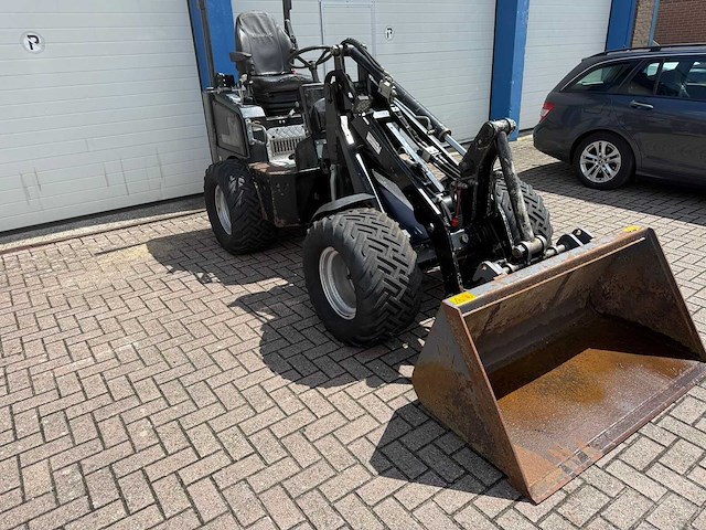 Knikmops - 180 - shovel - 2020 - afbeelding 22 van  24