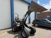 Knikmops - 180 - shovel - 2020 - afbeelding 23 van  24