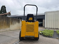 Knikmops - 2011 - 90 - shovel - afbeelding 20 van  24