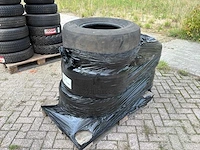 Knikmops good year asfalt banden (5x)