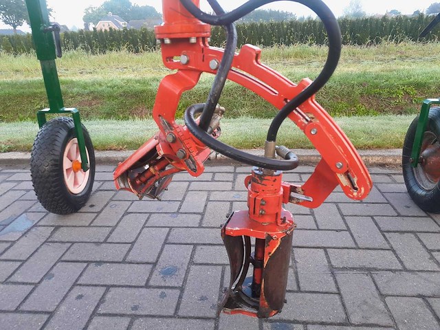 Knipcarrousel voor containerplanten - afbeelding 6 van  12