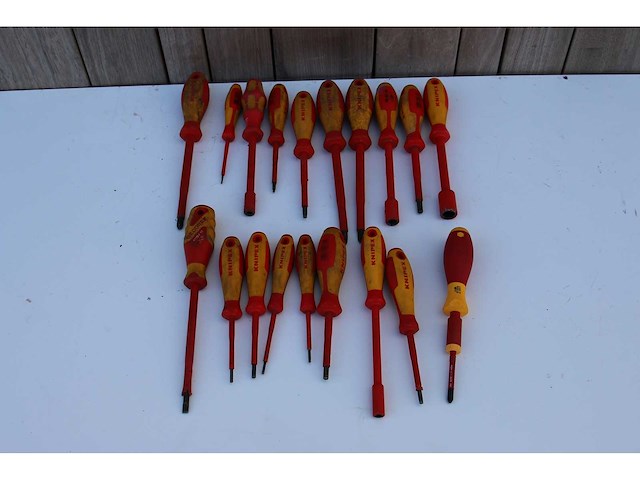 Knipex geisoleerde schroevendraaier (19x) - afbeelding 1 van  3