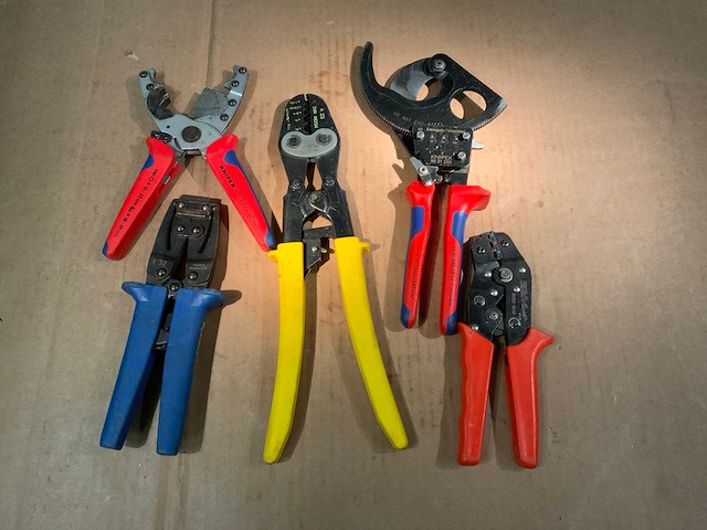 Knipex ,klauke ,egamaster tangen t.b.v elektra instalatie (5x) - afbeelding 1 van  7