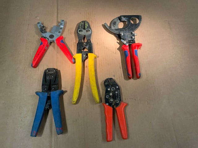 Knipex ,klauke ,egamaster tangen t.b.v elektra instalatie (5x) - afbeelding 1 van  7