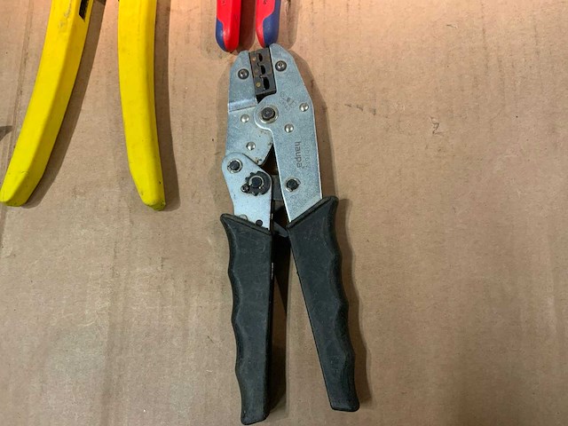 Knipex ,klauke ,haupa tangen t.b.v elektra instalatie (5x) - afbeelding 6 van  7